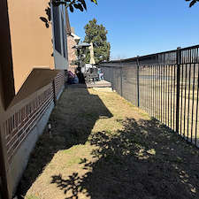 Side-Yard-Makeover-with-Turf-Deck-Upgrade-in-Castle-Hills-TX 5